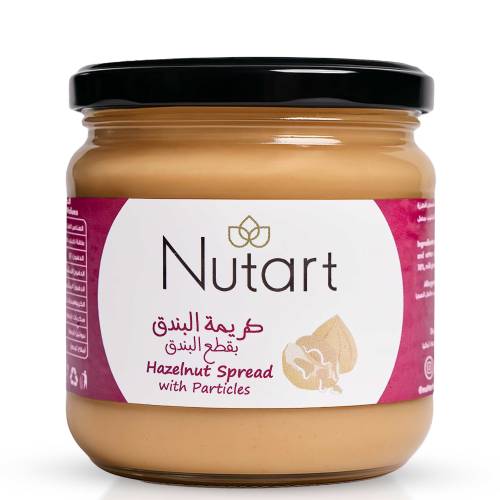 Hazelnut spread with hazelnut pieces